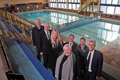 Left to right – Deputy Leader of Broxtowe Borough Council, Councillor Greg Marshall, Leader of Broxtowe Borough Council, Councillor Milan Radulovic MBE, Olympic Swimmer Rebecca Adlington, Portfolio Holder for Leisure and Health, Councillor Teresa Cullen, Deputy Chief Executive Zulfiqar Darr. On the back row, to the left Managing Director of ReCreation Adrian Turner and Business Development Manager at LLeisure.